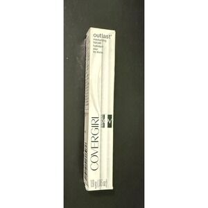 Covergirl Outlast Moisturizing Topcoat Clear Lip Balm 1.9g 0.06oz New in Box